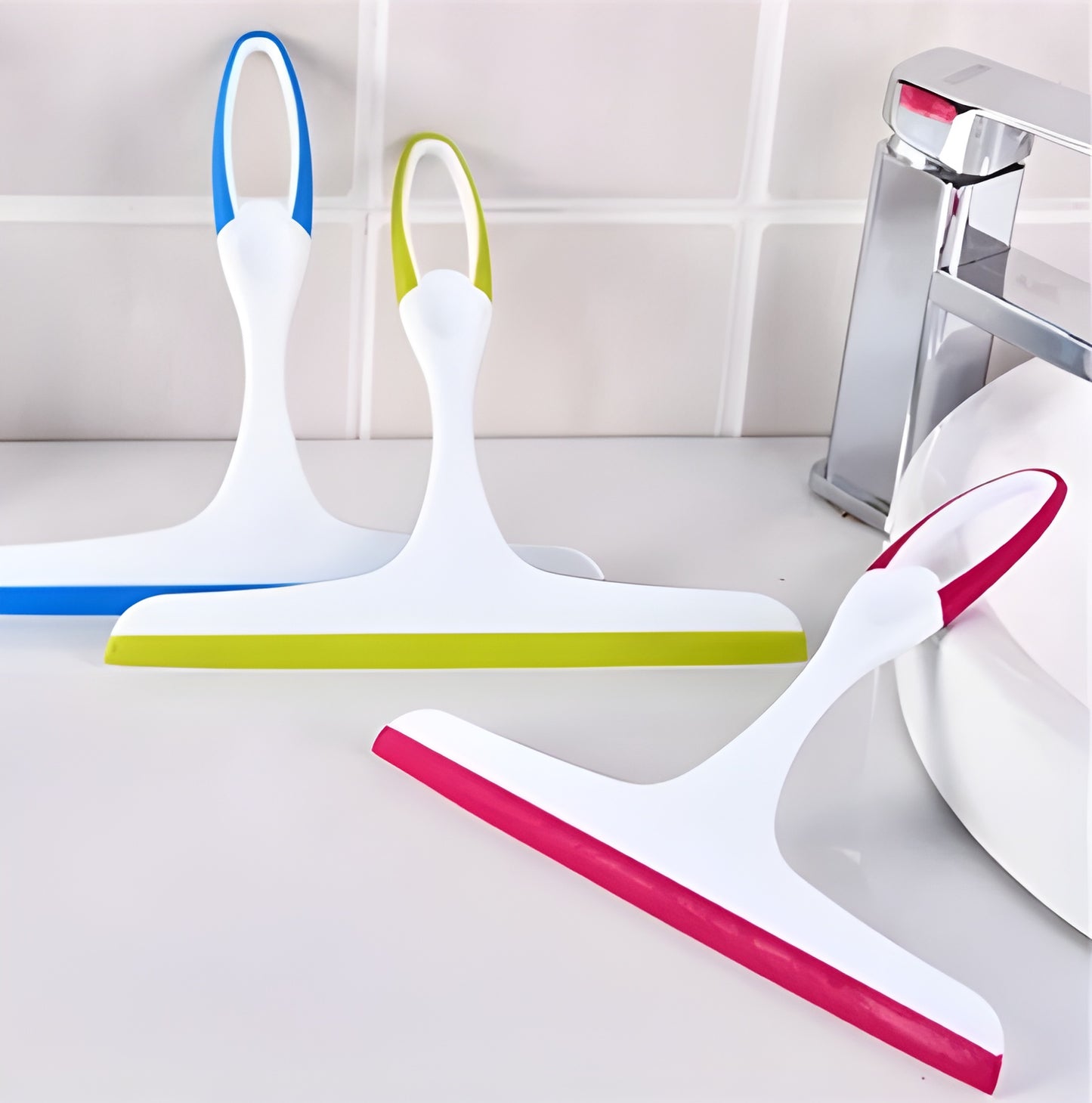 Multi-Purpose Wipers for Kitchen Shelves, Windows, and Mirrors - Ultimate Cleaning Tool!